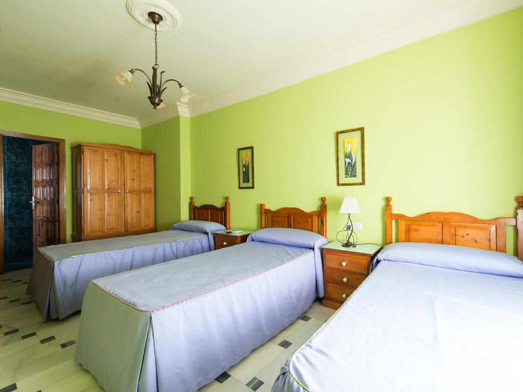 Hostal San Francisco Granja de Torrehermosa Phòng bức ảnh